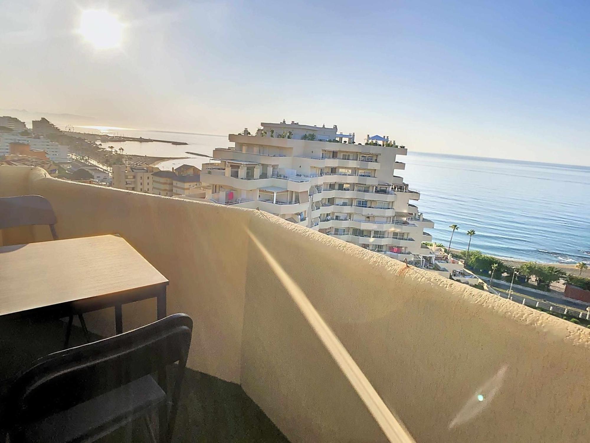 Benalbeach Apartamento Con Vistas Maravillosas มาลากา ภายนอก รูปภาพ