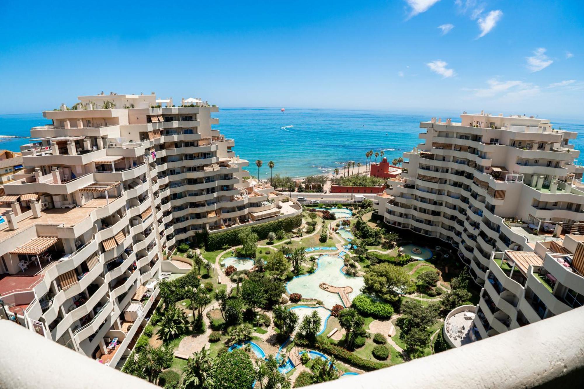 Benalbeach Apartamento Con Vistas Maravillosas มาลากา ภายนอก รูปภาพ